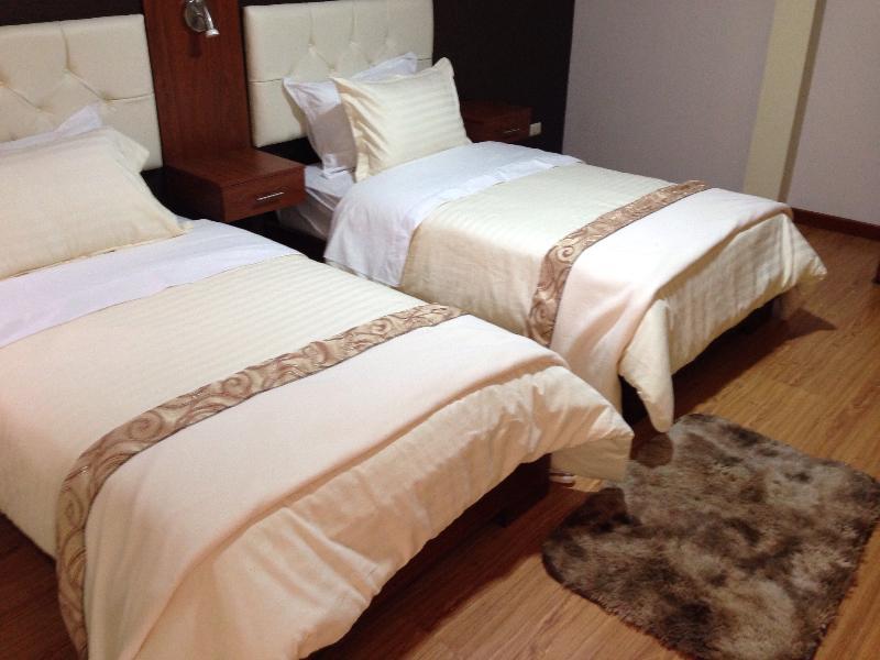 Hotel Boutique Castilla De Leon Куэнка Экстерьер фото
